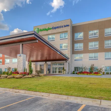 Holiday Inn Express & Suites Tulsa Midtown By Ihg