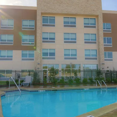 Holiday Inn Express & Suites Tulsa Midtown By Ihg