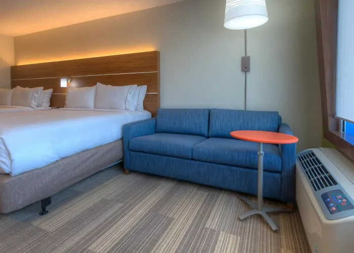 Hotel Express & Midtown By Ihg 3*