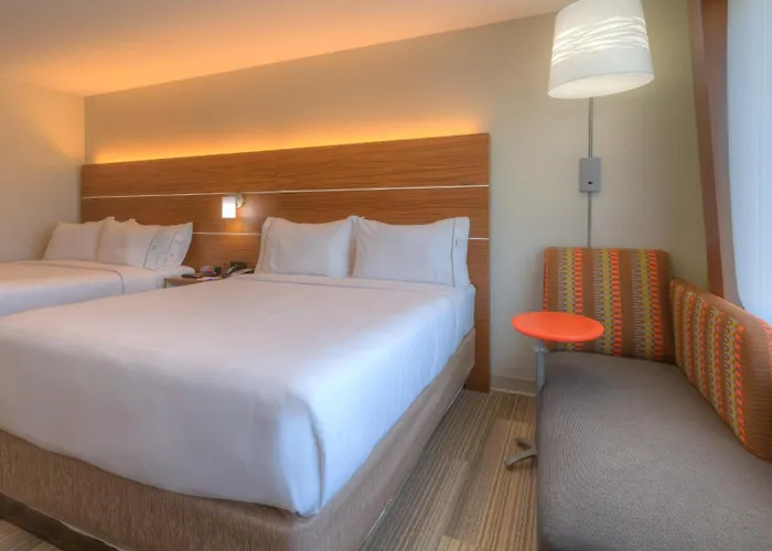 Express & Midtown By Ihg 3* Tulsa