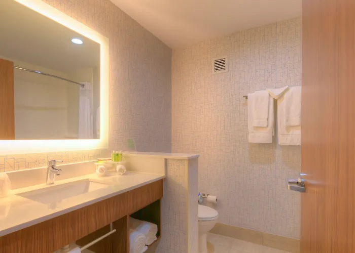 Express & Midtown By Ihg Tulsa
