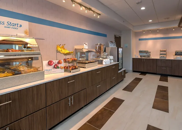 Express & Midtown By Ihg 3* Tulsa