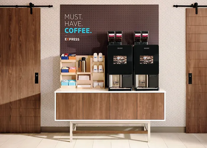 Express & Midtown By Ihg