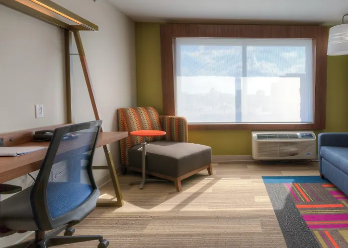 Express & Midtown By Ihg 3* Tulsa